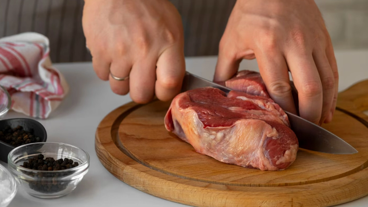 Cara Mempercepat Masak Daging Keras Cepat Empuk Dan Tetap Lezat